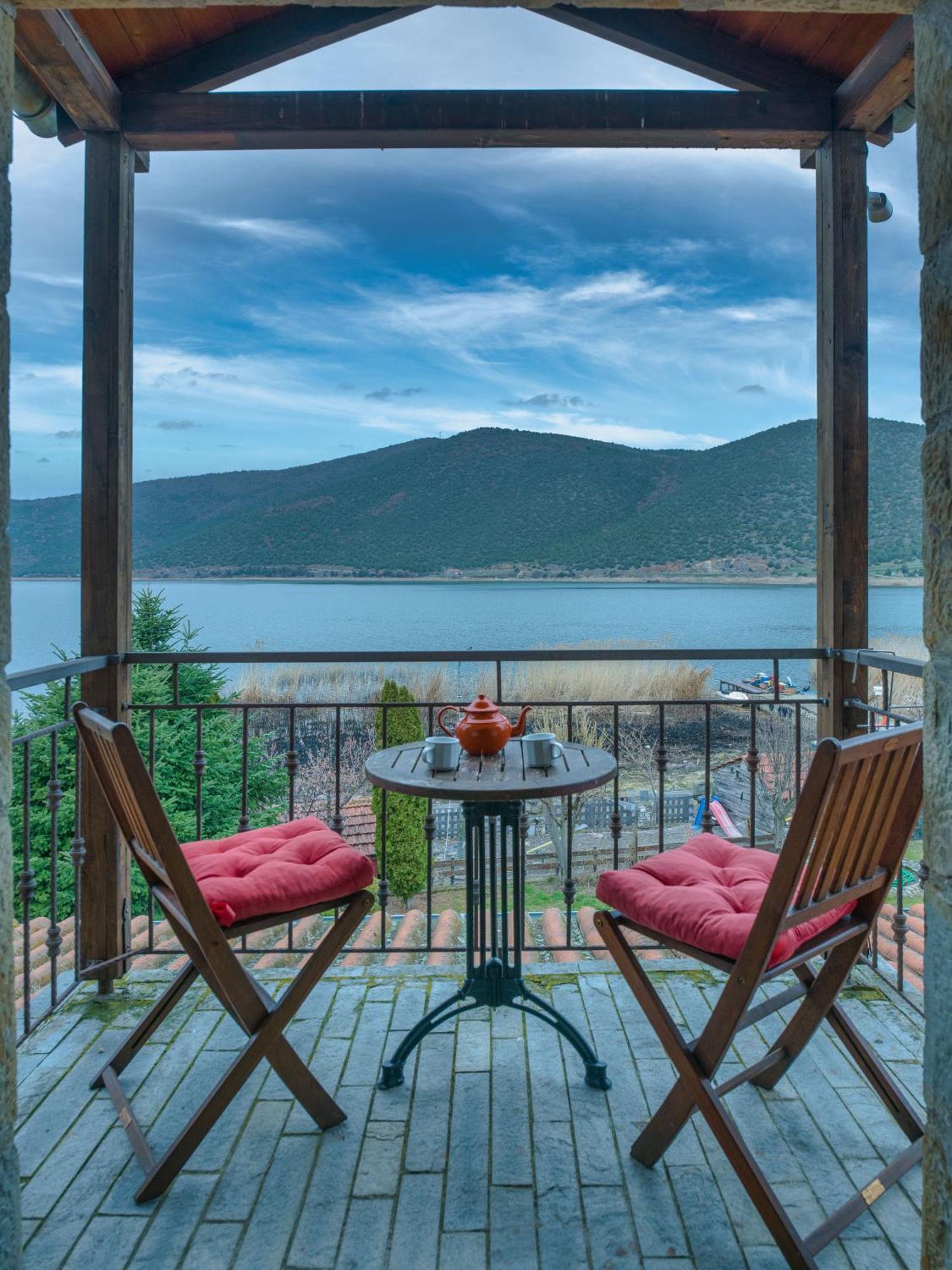 Prespes Lake View Family Apartment Florina Exterior foto